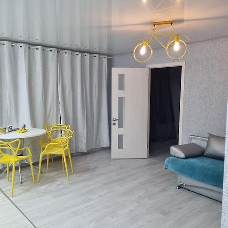 Амстердам Apartamento Kremenchuk Exterior foto