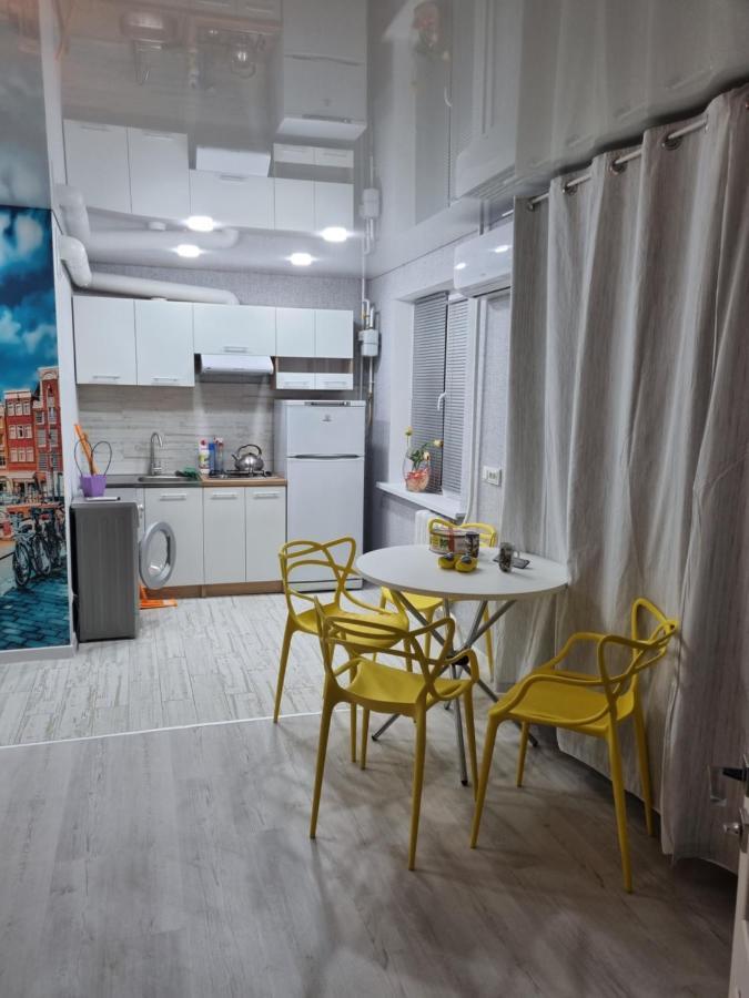 Амстердам Apartamento Kremenchuk Exterior foto