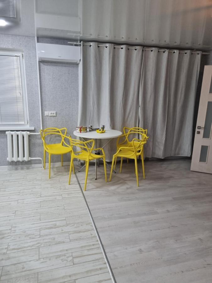 Амстердам Apartamento Kremenchuk Exterior foto